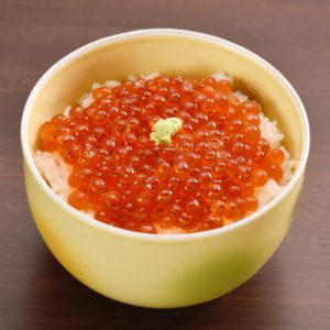 Mini salmon roe bowl